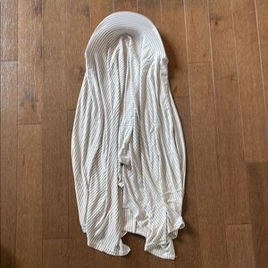 Super Soft Nursing Cover with Removable Neckline Insert